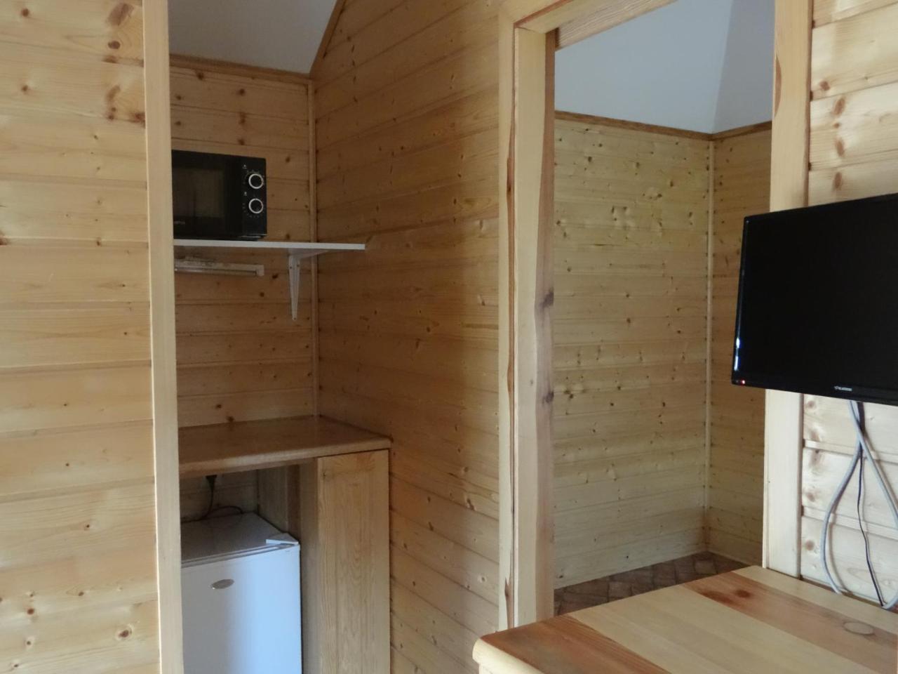 Centrum Wypoczynkowe Wiezyca Somonino エクステリア 写真